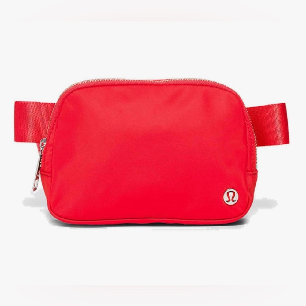 Lululemon Everywhere Belt Bag, 1L (Carnation Red)